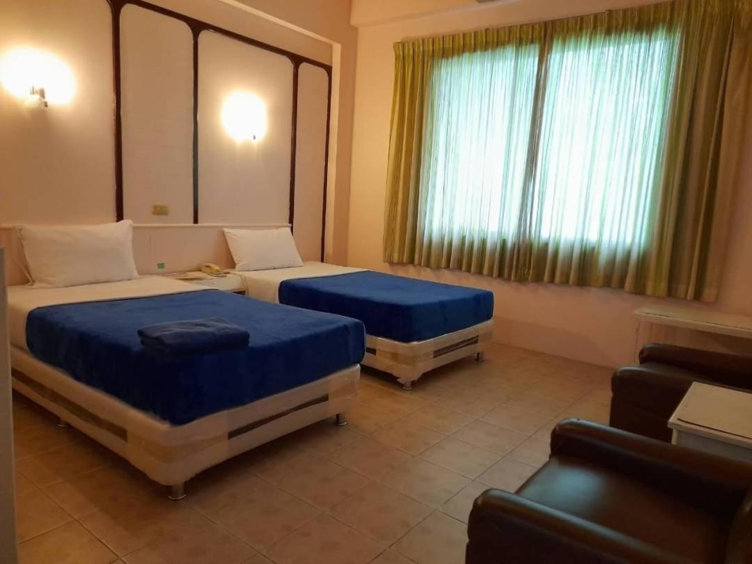 Indra Hotel Hatyai هات ياي المظهر الخارجي الصورة